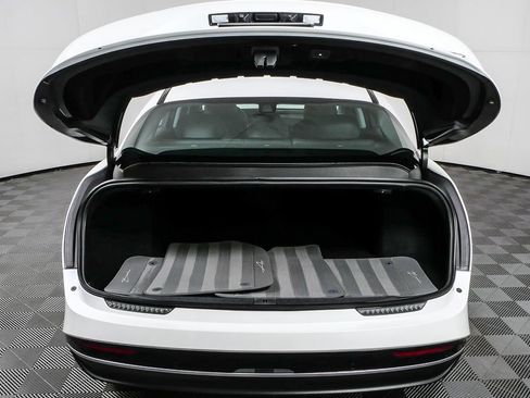 Used 2025 Lucid Air Pure RWD image 30