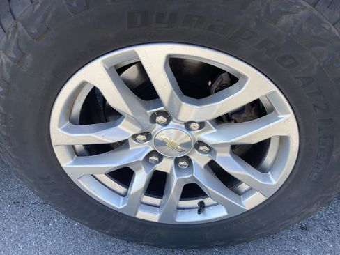 Used 2019 Chevrolet Silverado 1500 LT w/ All-Star Edition AWD/4WD image 12