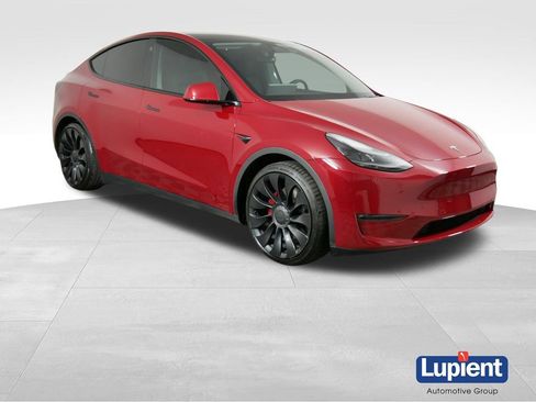 Used 2022 Tesla Model Y Performance AWD/4WD image 1