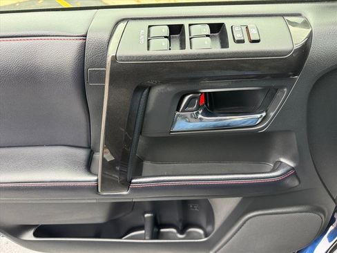 Used 2019 Toyota 4Runner TRD Off-Road Premium image 17