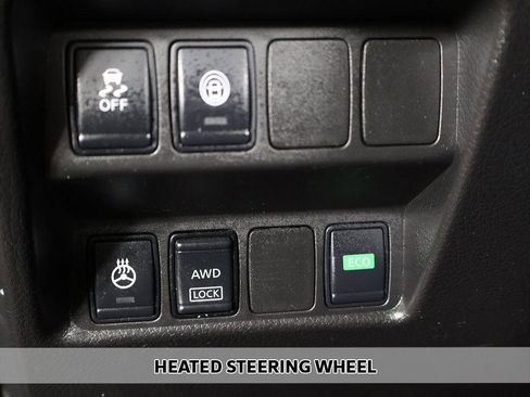 Used 2018 Nissan Rogue Sport SL w/ SL Premium Package image 6