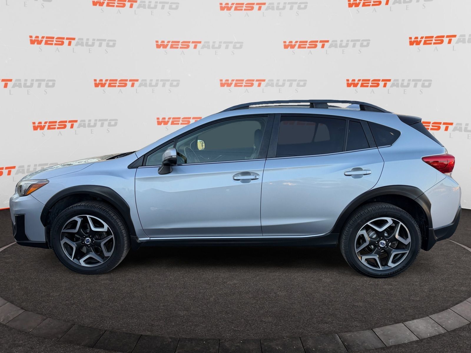 Used 2018 Subaru Crosstrek 2.0i Limited AWD/4WD image 2