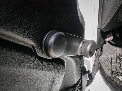 Used 2022 Jeep Wrangler Unlimited Sport image 15