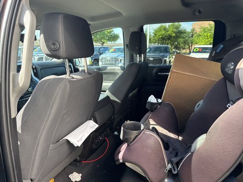 Used 2020 Chevrolet Silverado 1500 LT w/ Texas Edition image 12