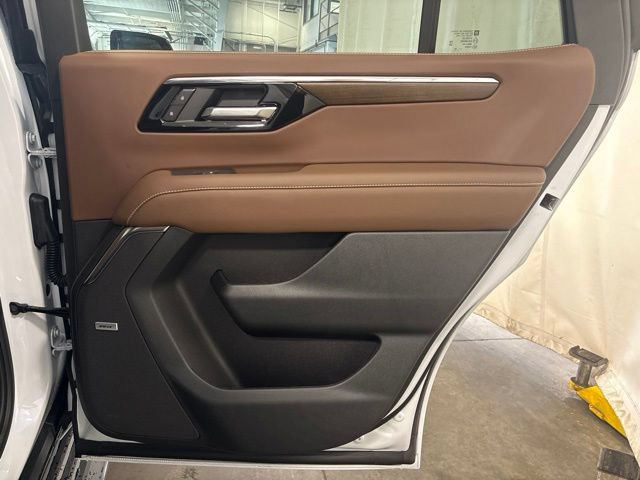 Used 2026 Chevrolet Tahoe High Country w/ Sun And Tow Package AWD/4WD image 51