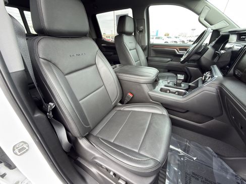 Used 2023 GMC Sierra 1500 Denali w/ Technology Package image 17