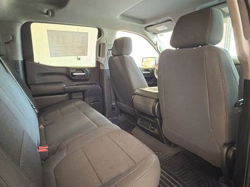 Used 2020 Chevrolet Silverado 1500 Custom w/ Custom Value Package RWD image 31