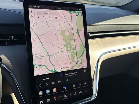 Used 2025 Volvo EX90 Ultra image 3