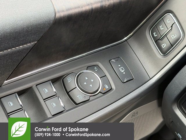 Used 2023 Ford F350 Lariat AWD/4WD image 22