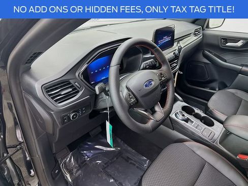 New 2025 Ford Escape ST-Line Elite w/ Class II Trailer Tow Package image 9