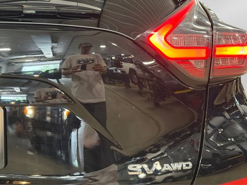 Used 2024 Nissan Murano SV AWD/4WD image 45