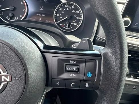 Certified 2023 Nissan Rogue SV AWD/4WD image 27