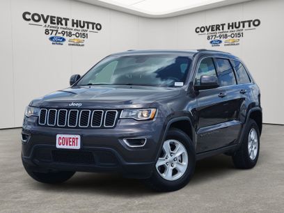 Used 2017 Jeep Grand Cherokee Laredo w/ Quick Order Package 2BE