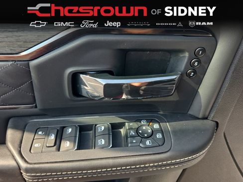 Used 2025 RAM 2500 Limited AWD/4WD image 29