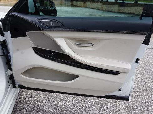 Used 2015 BMW 640i Gran Coupe image 32