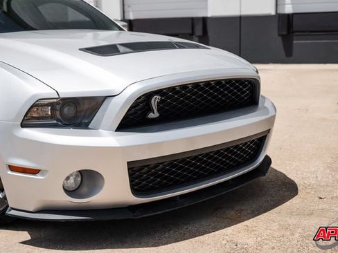 Used 2011 Ford Mustang Shelby GT500 w/ SVT Performance Pkg RWD image 22