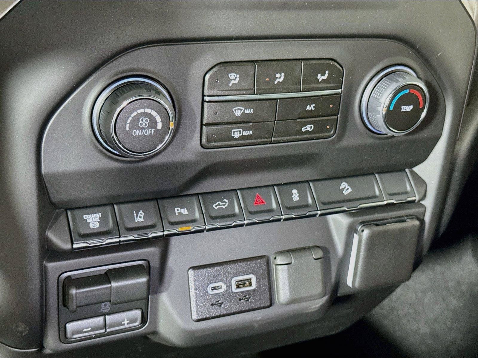 New 2026 Chevrolet Silverado 2500 Custom w/ Custom Value Package AWD/4WD image 10