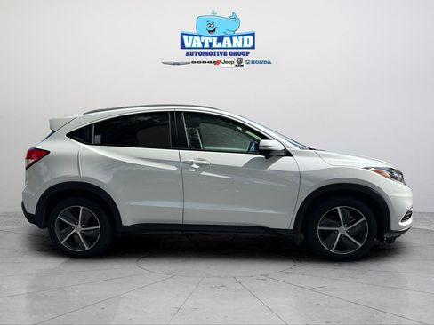 Used 2021 Honda HR-V EX-L image 6