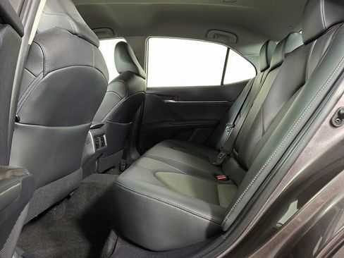 Used 2021 Toyota Camry XLE AWD/4WD image 13