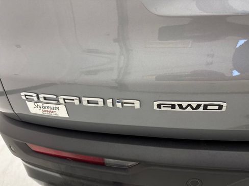Used 2025 GMC Acadia AT4 w/ LPO, Floor Liner Package AWD/4WD image 12