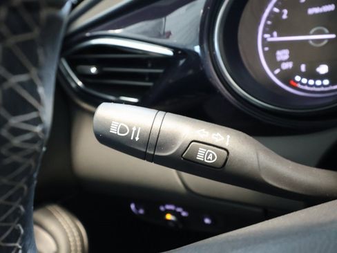 Used 2023 Buick Encore GX Select image 15