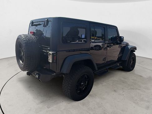 Used 2013 Jeep Wrangler Unlimited Sport w/ Connectivity Group AWD/4WD image 6