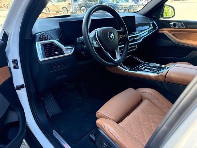Certified 2024 BMW X5 xDrive40i w/ Premium Package AWD/4WD image 16