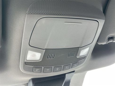 Used 2019 Ford F150 XLT w/ Trailer Tow Package image 17