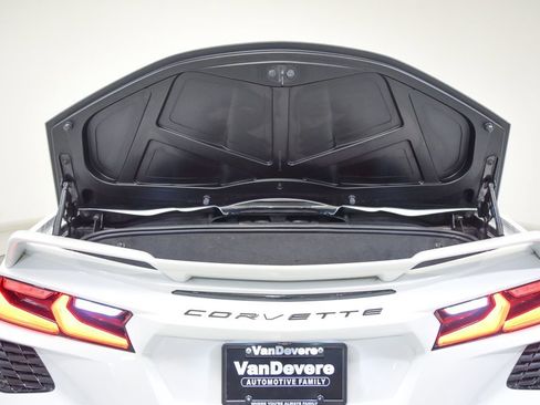 Used 2024 Chevrolet Corvette Stingray Premium Conv w/ Z51 Performance Package image 14