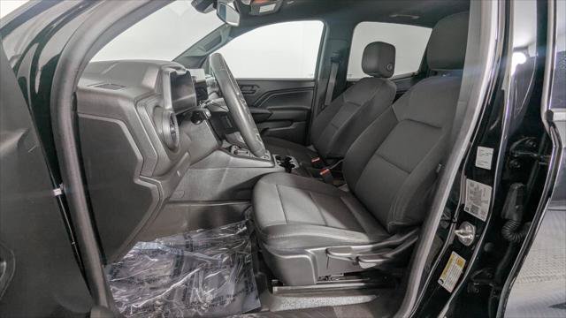 Used 2023 Chevrolet Colorado W/T RWD image 14