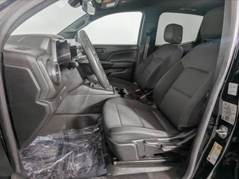 Used 2023 Chevrolet Colorado W/T RWD image 14
