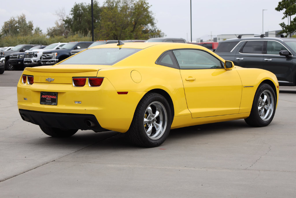 Used 2012 Chevrolet Camaro LS RWD image 6