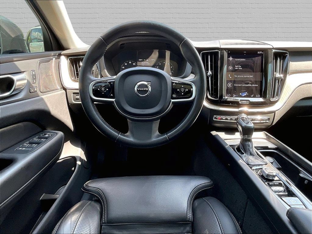 Used 2021 Volvo XC60 T5 Inscription w/ Protection Package Premier FWD image 8