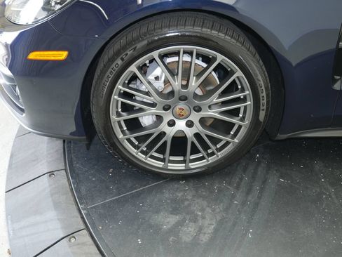 Certified 2023 Porsche Panamera 4 Platinum Edition AWD/4WD image 14