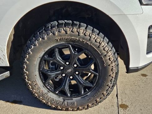 Used 2024 Ford Expedition Timberline image 3