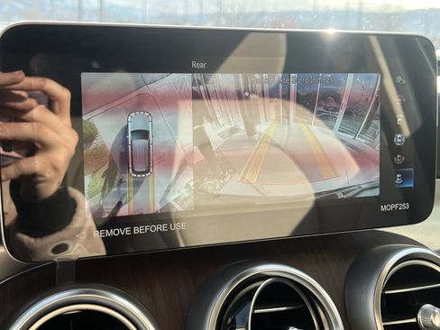 Certified 2022 Mercedes-Benz GLC 300 4MATIC image 21