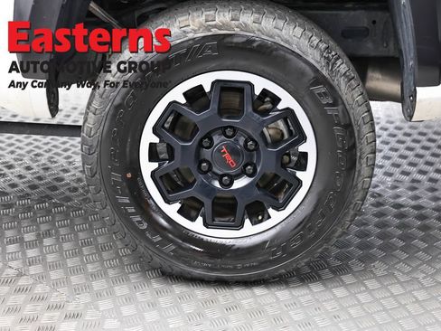 Used 2024 Toyota Tacoma TRD Off-Road AWD/4WD image 8