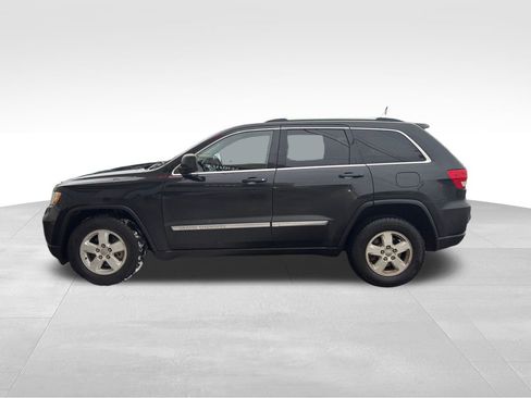 Used 2013 Jeep Grand Cherokee Laredo w/ Laredo E Group image 3
