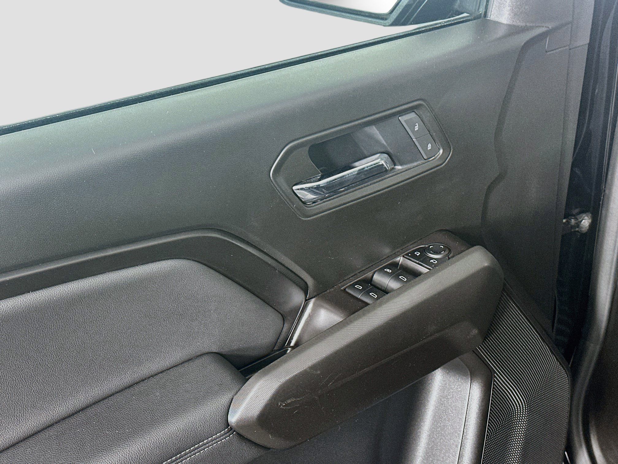 Used 2025 GMC Canyon Elevation w/ Convenience Package AWD/4WD image 15