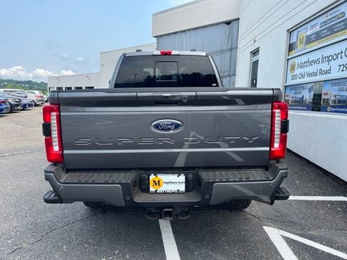 Used 2023 Ford F250 Lariat w/ Lariat Ultimate Package AWD/4WD image 4