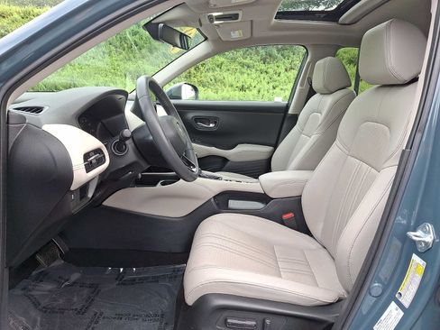 Used 2024 Honda HR-V EX-L image 12