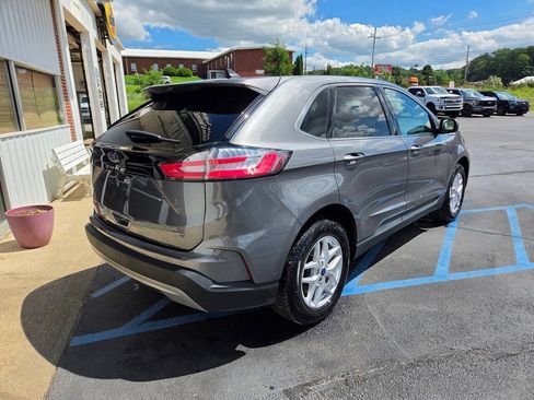 Used 2022 Ford Edge SEL w/ Convenience Package AWD/4WD image 7