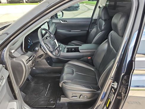 Used 2023 Hyundai Palisade Limited w/ Cargo Package AWD/4WD image 10