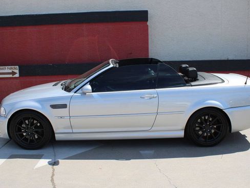Used 2002 BMW M3 Convertible RWD image 2
