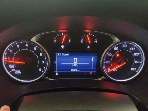 Used 2020 GMC Terrain SLE FWD image 23