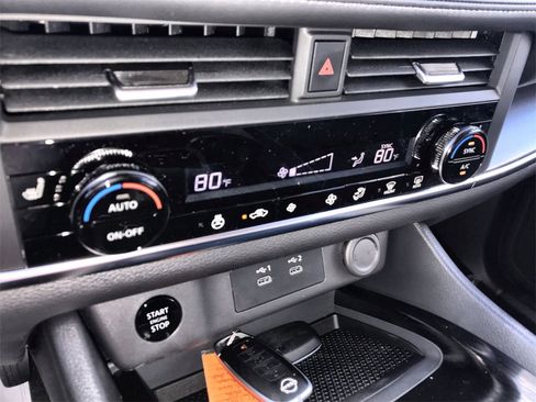 New 2026 Nissan Rogue SV image 18