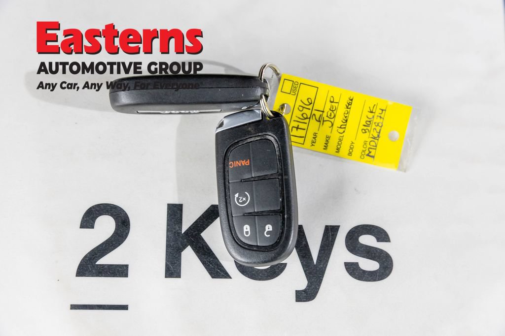 Used 2021 Jeep Cherokee Latitude Plus AWD/4WD image 26