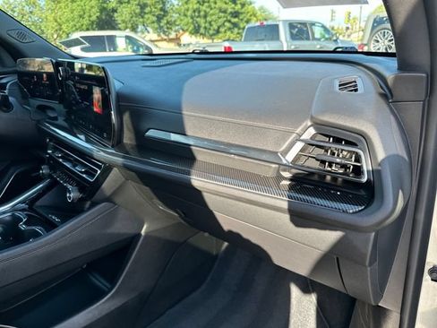 Certified 2026 Chevrolet Traverse High Country FWD image 27