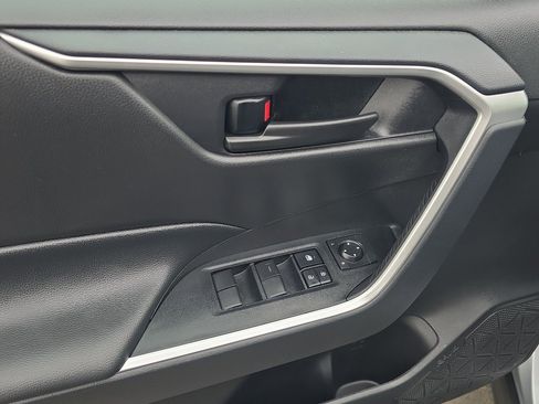 Certified 2025 Toyota RAV4 LE image 12