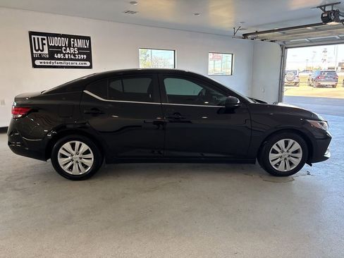Used 2023 Nissan Sentra S w/ Electronics Package FWD image 25